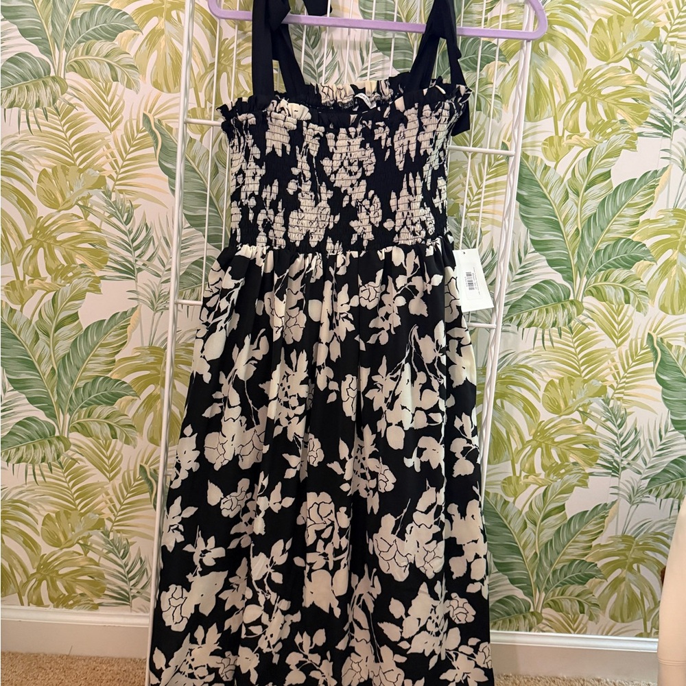 NWT Floral Black and White Tie Midi Dress
